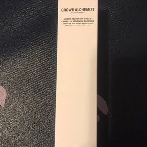 grown alchemist Day cream
